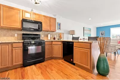 372 Nelson Ave, Elizabeth, NJ 07202 - Photo 11