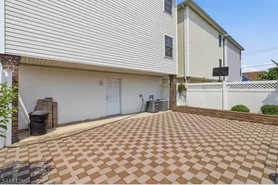 372 Nelson Ave, Elizabeth, NJ 07202 - Photo 29