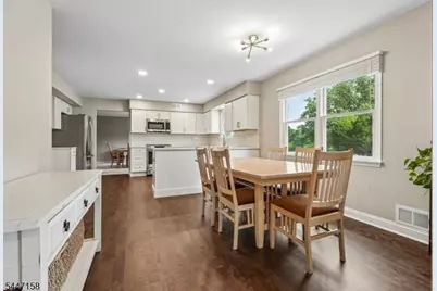 1 Witzling Ct, Raritan Township, NJ 08822 - Photo 9