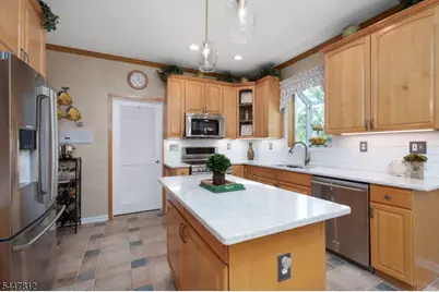 4 Muirhead Ct, Montgomery Township, NJ 08502 - Photo 9
