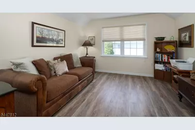 4 Muirhead Ct, Montgomery Township, NJ 08502 - Photo 23