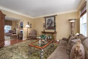 4 Muirhead Ct, Montgomery Township, NJ 08502 - Photo 3
