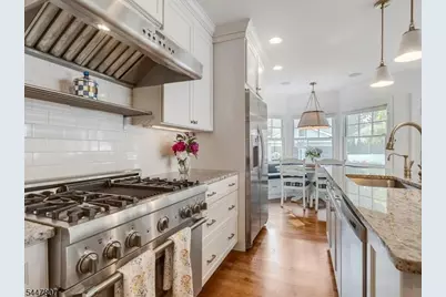 736 Fairacres Ave, Westfield, NJ 07090 - Photo 19