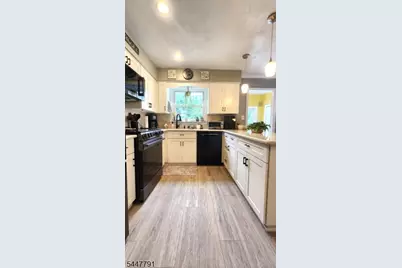 101 New Jersey Ave, Jefferson Township, NJ 07849 - Photo 19
