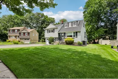 26 Westland Rd, Verona, NJ 07044 - Photo 3