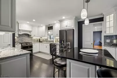 26 Westland Rd, Verona, NJ 07044 - Photo 11