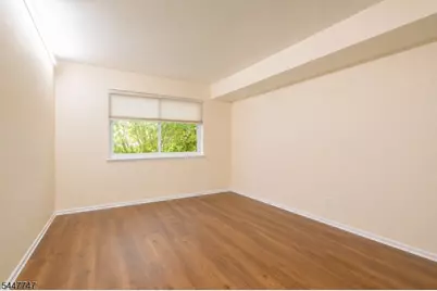 201 Edison Glen Ter, Edison, NJ 08837 - Photo 15