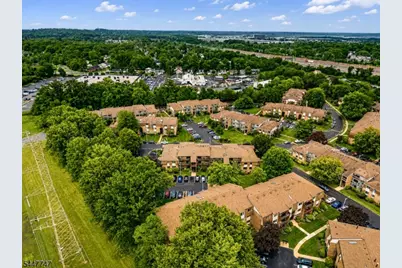 201 Edison Glen Ter, Edison, NJ 08837 - Photo 23