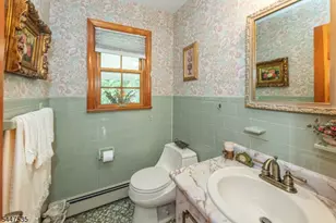 21 Bates Dr, Fairfield, NJ 07004 - Photo 13