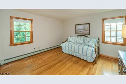 21 Bates Dr, Fairfield, NJ 07004 - Photo 25
