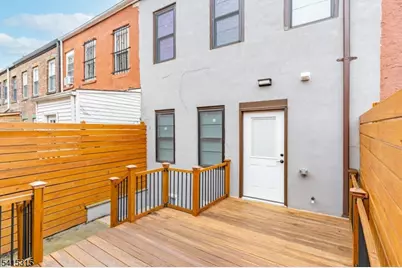 16 Eagle St, Newark, NJ 07102 - Photo 29