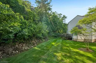 1070 Smith Manor Blvd, West Orange Township, NJ 07052 - Photo 37