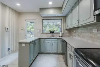 706 W Shore Trl, Sparta Township, NJ 07871 - Photo 5
