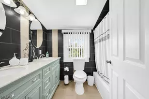 1241 Gurd Ave, Hillside, NJ 07205 - Photo 15