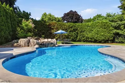 11 Briarwood Ct, Woodcliff Lake, NJ 07677 - Photo 39