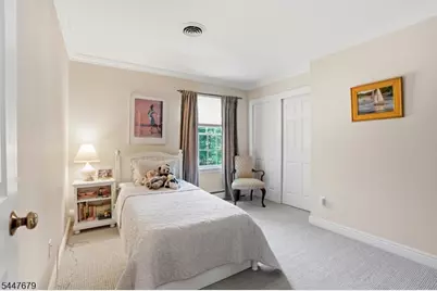 11 Briarwood Ct, Woodcliff Lake, NJ 07677 - Photo 31