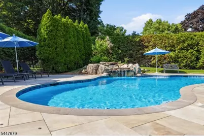 11 Briarwood Ct, Woodcliff Lake, NJ 07677 - Photo 41