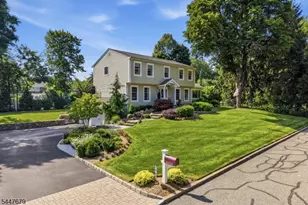 11 Briarwood Ct, Woodcliff Lake, NJ 07677 - Photo 1