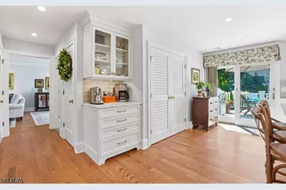 11 Briarwood Ct, Woodcliff Lake, NJ 07677 - Photo 13