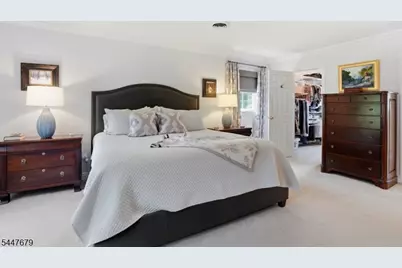 11 Briarwood Ct, Woodcliff Lake, NJ 07677 - Photo 25