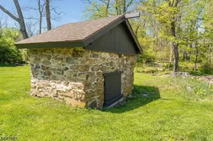 234 Califon-Cokesbury Rd, Tewksbury Township, NJ 07830 - Photo 5