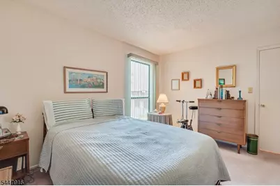 117 Kingsberry Dr, Franklin Township, NJ 08873 - Photo 25