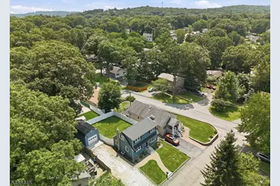 303 W End Ave, Hopatcong, NJ 07843 - Photo 35
