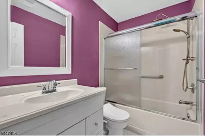 352 Cotswold Pl, Franklin Township, NJ 08873 - Photo 19
