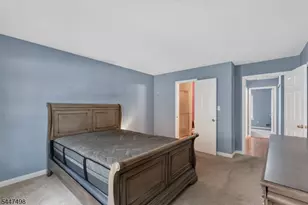 352 Cotswold Pl, Franklin Township, NJ 08873 - Photo 15
