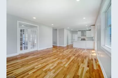 735 Vernon Ave, Kenilworth, NJ 07033 - Photo 17