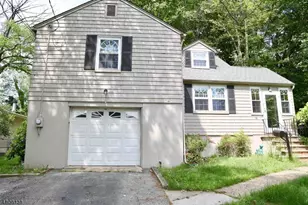 41 Beechwood Rd, Florham Park, NJ 07932 - Photo 19