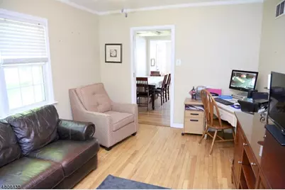 41 Beechwood Rd, Florham Park, NJ 07932 - Photo 3