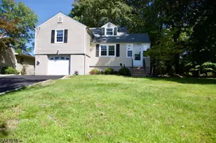 41 Beechwood Rd, Florham Park, NJ 07932 - Photo 1