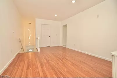 210 Sanford Ave Unit #2, Kearny, NJ 07032 - Photo 5