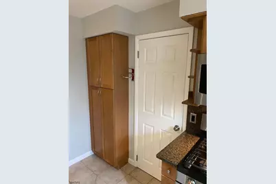 506 E Price St #1, Linden, NJ 07036 - Photo 3