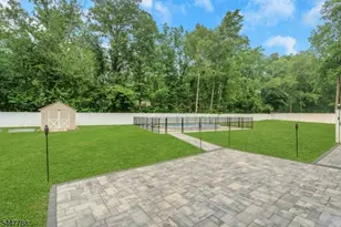 165 Greenwood Dr, Long Hill Township, NJ 07946 - Photo 37