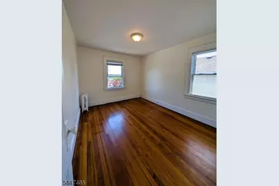 8 Witherspoon St, Nutley, NJ 07110 - Photo 23