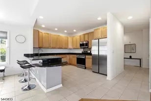 20 Kelburn Ct, Hardyston Township, NJ 07419 - Photo 9
