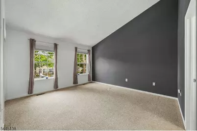 21 Balboa Ln, Franklin Township, NJ 08823 - Photo 9