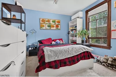 81 Louis St, New Brunswick, NJ 08901 - Photo 29