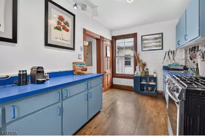 81 Louis St, New Brunswick, NJ 08901 - Photo 31