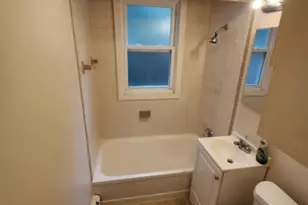 39 Mt Washington Dr, Clifton, NJ 07013 - Photo 3