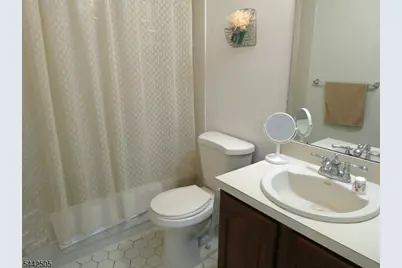 92 Stonehedge Court, Franklin Township, NJ 08873 - Photo 17