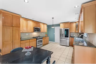182 Lake Rd, Morris Township, NJ 07960 - Photo 9