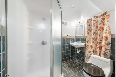 412 Spruce St, Linden, NJ 07036 - Photo 13