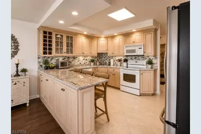 1 Claridge Dr #808, Verona Twp., NJ 07044 - Photo 5