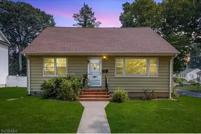 1133 Hetfield Ave, Scotch Plains Township, NJ 07076 - Photo 1