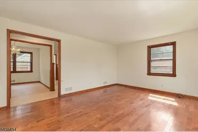 1133 Hetfield Ave, Scotch Plains Township, NJ 07076 - Photo 5