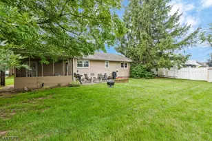 92 Louise Dr, Manville, NJ 08835 - Photo 5