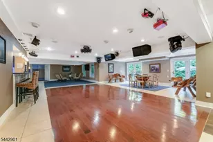 25 Wilshire Dr, Sparta Township, NJ 07871 - Photo 31